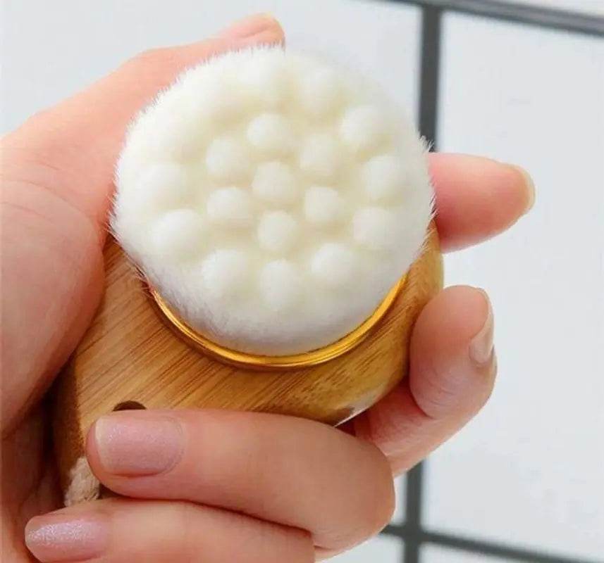 Facial Brush with Bamboo Handle - Get To Find It, LLC